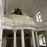 090 - In het kasteel was er een hele grote kerk maar fotos maken was niet toegestaan hier